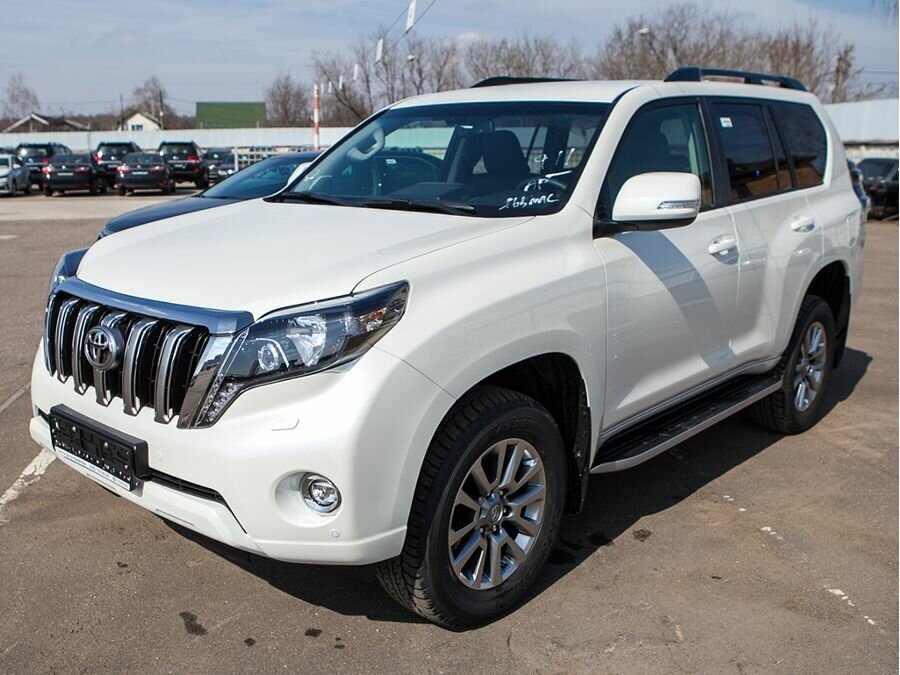 Прадо новый кузов фото. Toyota Land Cruiser Prado 2017. Тойота ленд Крузер Прадо 2017. Тойота ленд Крузер Прадо 2017 белый. Тойота ленд Крузер 150 белый.